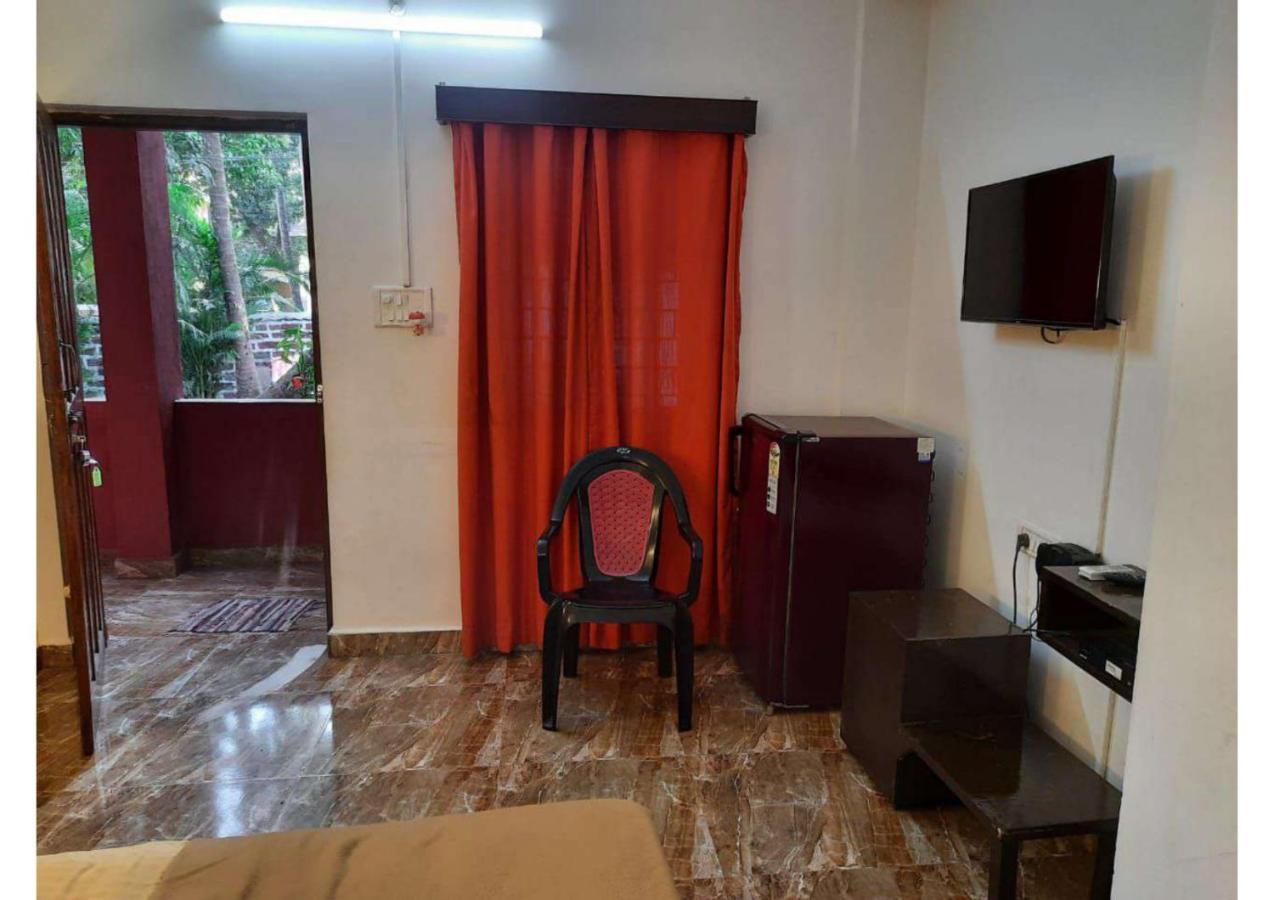 Beach Vibes Guest House باغا المظهر الخارجي الصورة